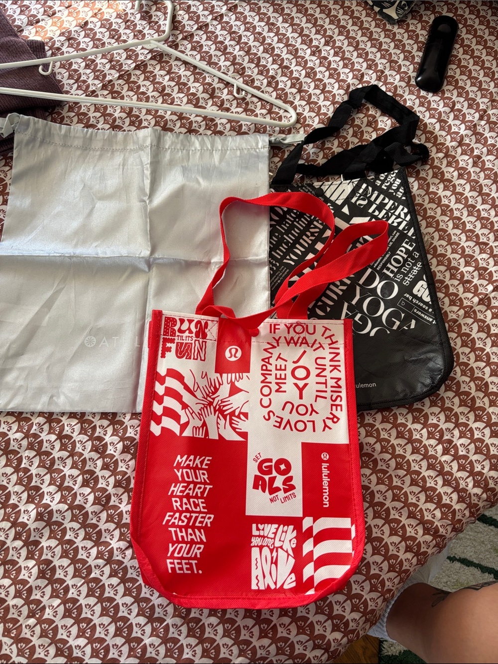 Lululemon and athleta reusable bags